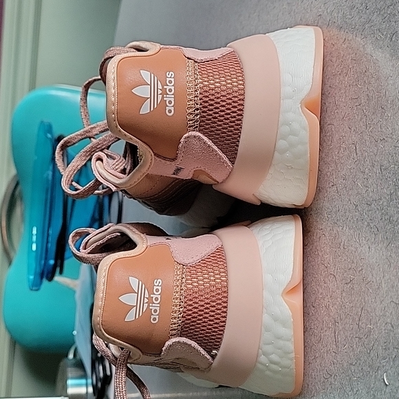 ADIDAS NIGHT JOGGER - Picture 6 of 14